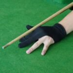 Professional Billiard Glove – Breathable, Anti-Slip, Sweat-Absorbing Cue Sports Glove