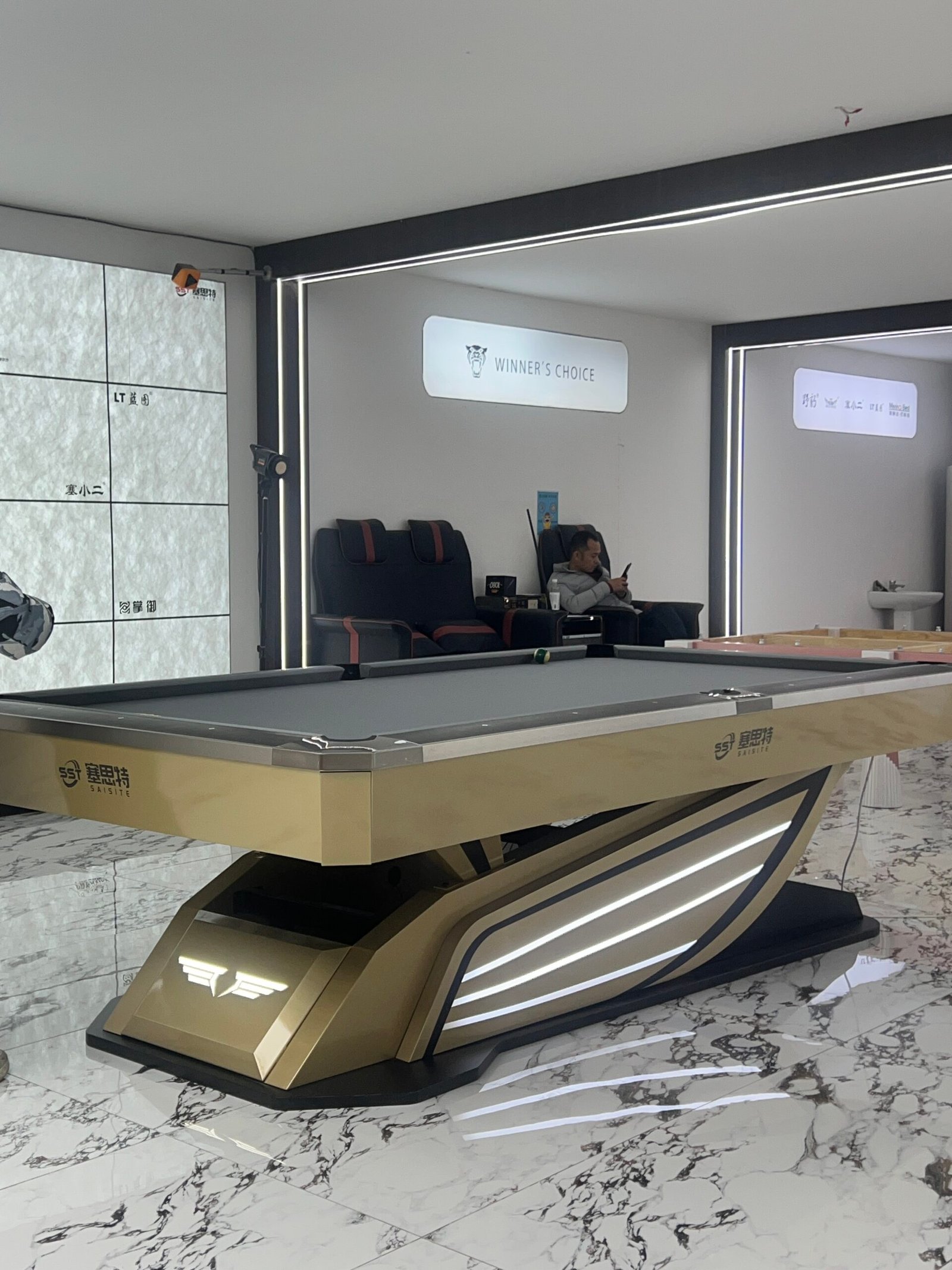 IMG_1481 Modern American Slate Luxury Pool Table with Ball Return High Quality Competition Indoor/Outdoor Sports Table (复制) - Image 1
